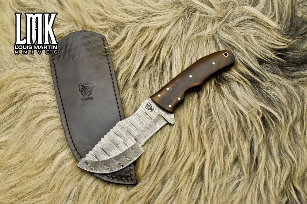 Wholesale tracker knives hand-forged by Louis Martin