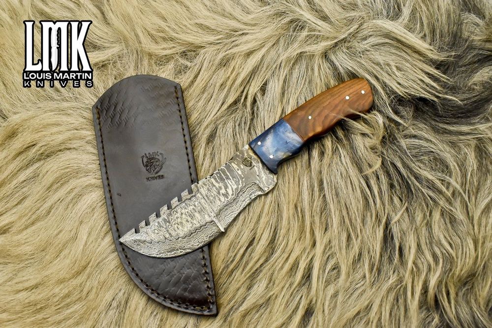 Wholesale tracker knives hand-forged by Louis Martin